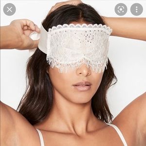 NWT Victoria’s Secret lace and rhinestone sleep mask
